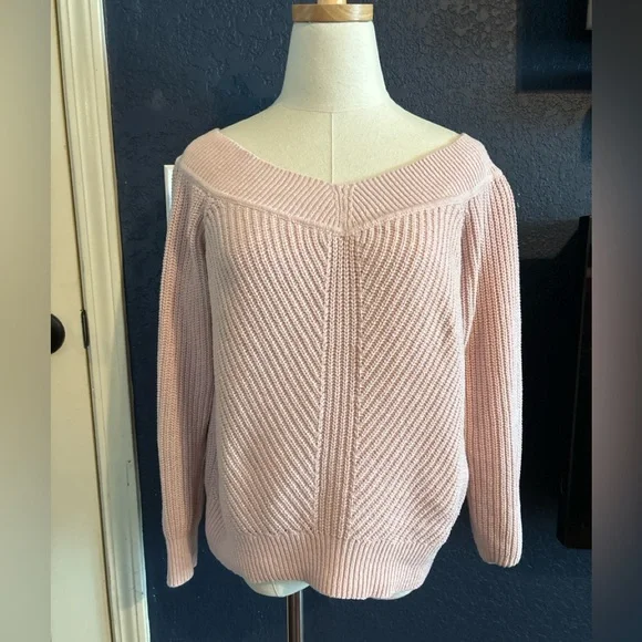 Abercrombie & Fitch Off Shoulder Sweater Pink Knit Cozy Small - Picture 1 of 2